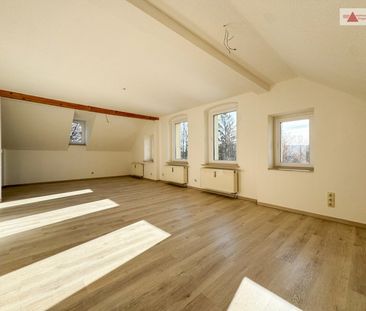 Wohnen im Grünen – 3-Raum-Wohnung mit Garage in Schneeberg - Photo 3