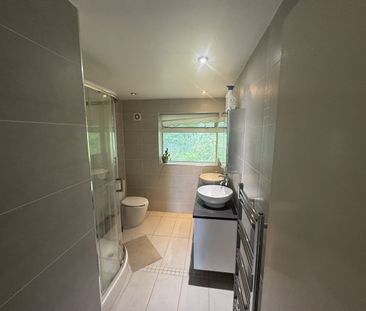 Roselea Cottage, Croydon, CR0 5 - Photo 5