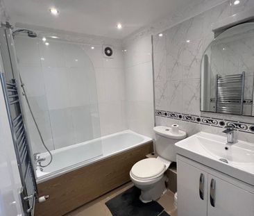 Room in a Shared Flat, Stunning Double Room In North Greenw, SE10 - Photo 3
