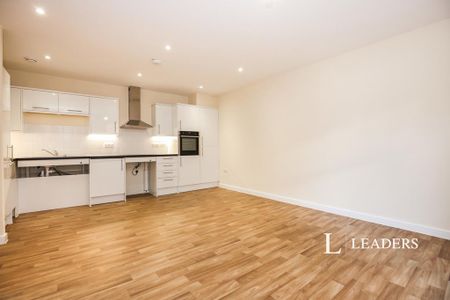 1 bedroom flat to rent - Photo 2