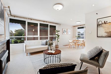 36 Woolwich Drive, Mulgrave - Photo 2