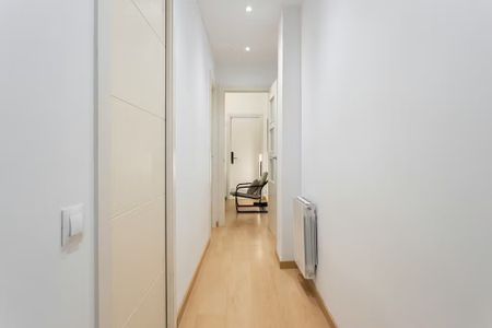 Carrer de Sepúlveda, Barcelona, Catalonia 08015 - Photo 5