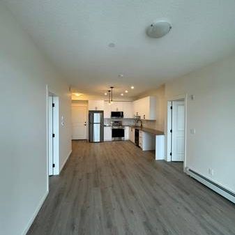 2 Bed 2 Bath Condo For rent (Utilities+Internet Included) - Photo 3