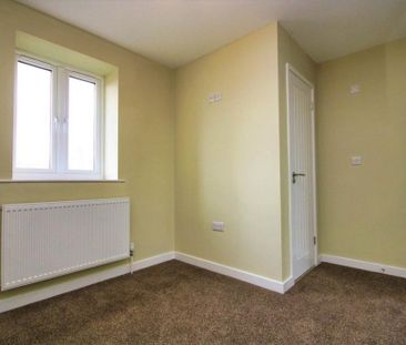 2 bedroom semi-detached house to rent - Photo 5