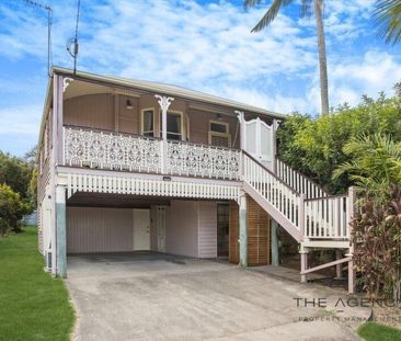 Stunning, fully furnished Queenslander with pool - Photo 2