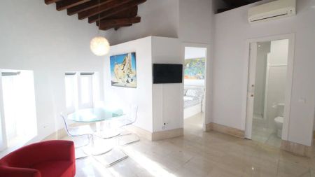 Piso de alquiler en Marques de Larios, Centro Histórico - Photo 2