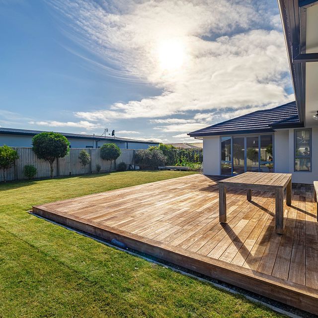 Fully furnished comfortable modern home - Photo 1
