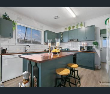 Neat, Cozy, and Convenient - Right Here in Morwell - Photo 5