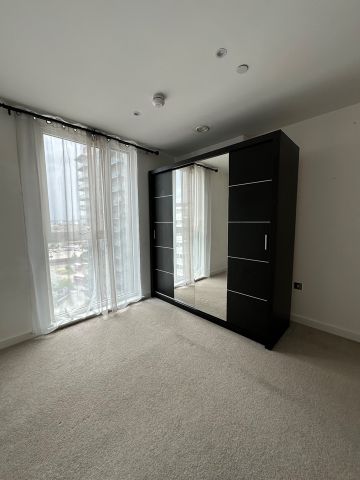 2 Bed Flat, Hutton Court, IG1 - Photo 4