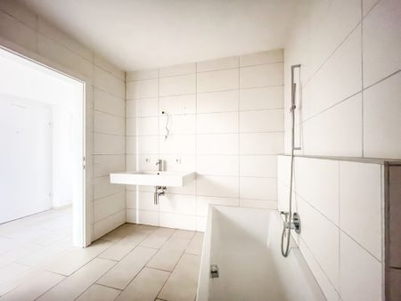 Eferding: Dachgeschosswohnung mit Garten zur Miete in bester Zentrumslage! - Photo 4