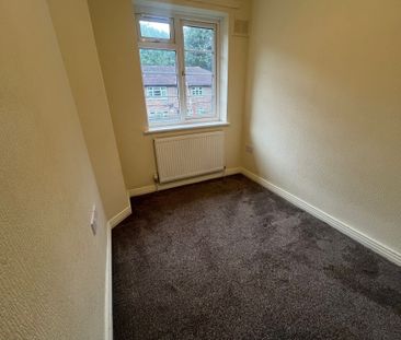 3 bedroom flat to rent - Photo 5