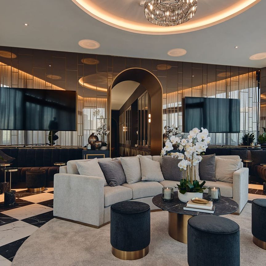 4 Weeks Rent Free* - Madison Grand - Unapologetic Luxury Has a New Address. Now Leasing – Residences in Southbank. - Photo 1