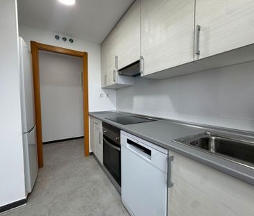 Piso de alquiler en Calle de Los Deseos, Norte - Photo 3