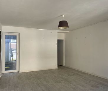 Location appartement 3 pièces, 64.00m², Fontenay-le-Comte - Photo 1