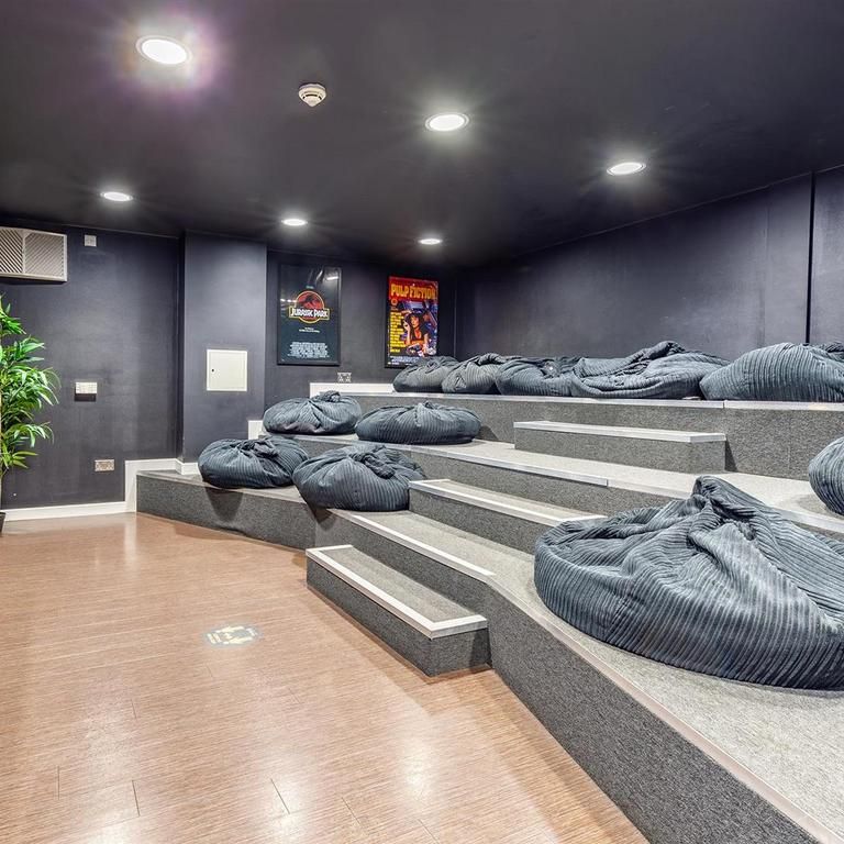 1 bedroom in a flat share to rent - Photo 1