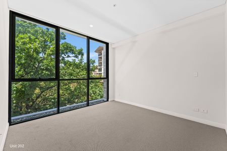 Luxurious Brand-New Boutique Residences - Refined Living in an Exclusive Complex - Photo 5