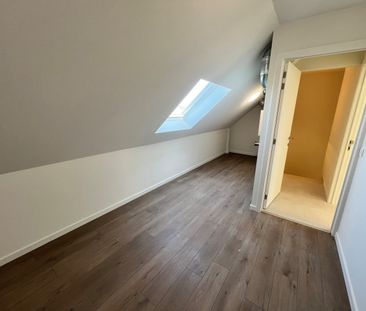 Huis - Te huur - Photo 2