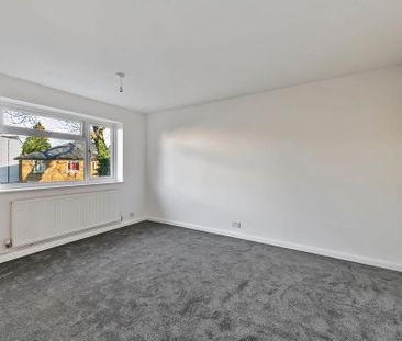 2 bedroom maisonette to rent - Photo 2