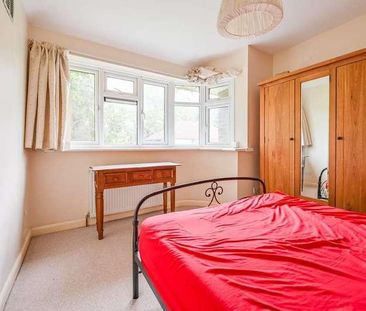 Brantwood Close, London, Walthamstow, E17 - Photo 6