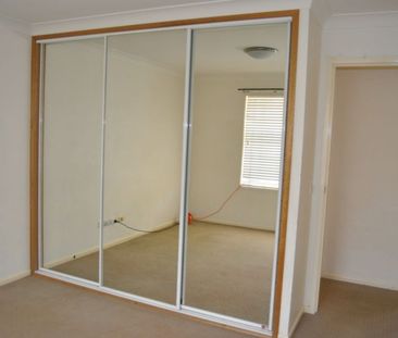 Prime Location Close to Schools & Shops! - Photo 3