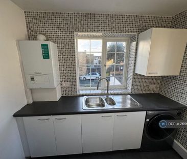 2 bedroom maisonette to rent - Photo 5