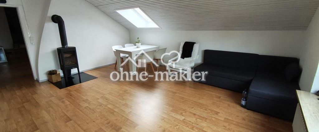 Wunderschönes 1,5-Zimmer-Dachgeschoss Appartement mit Einbauküche in Biberach - Foto 1