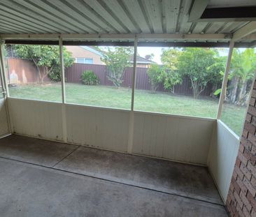 Beautiful 3 Bedroom Home with Large Backyard!!! - Photo 1