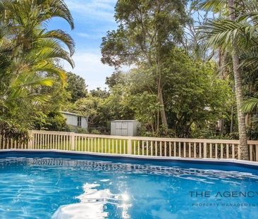 Stunning, fully furnished Queenslander with pool - Photo 3