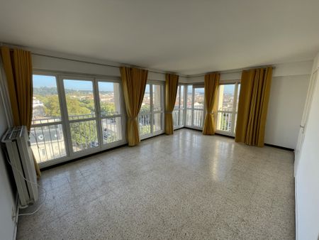 Appartement 47.62 m² - 2 Pièces - Nîmes (30900) - Photo 4