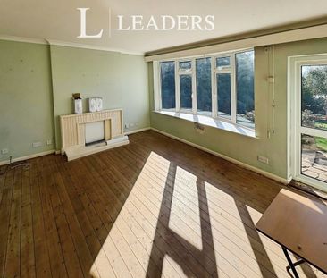 3 bedroom house to rent St. Lukes Close, Thurnby, LE7 - Photo 4