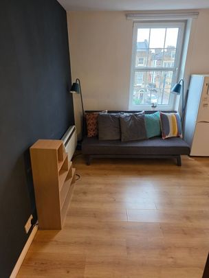 1 Bed Flat, Clapham Road, SW9 - Photo 1