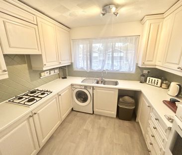 Pine Drive, Southampton - Photo 6