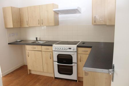 1 bedroom flat to rent - Photo 3