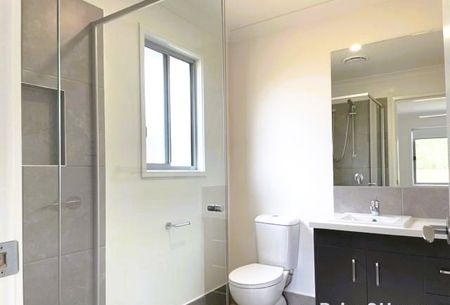 12 Hyland Close, Burpengary QLD 4505 - House For Rent | Domain - Photo 5