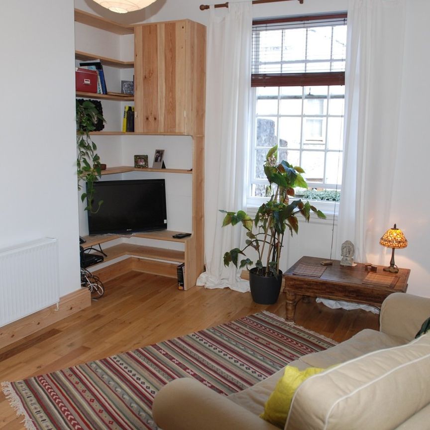 1 Bed Flat, Montpelier, BS6 - Photo 1