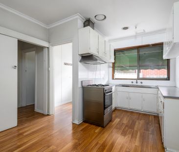 Two Living Areas - Photo 4