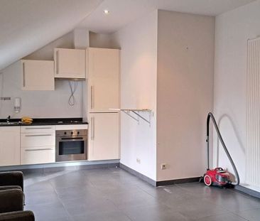 Appartement te huur in Borgloon voor € 690 met 1 slaapkamer - Photo 2