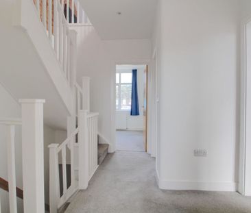3 Bedroom - Photo 5