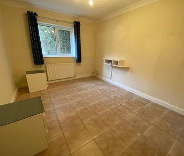 2 bedroom detached house to rent - Photo 2