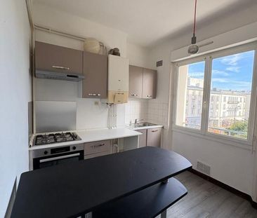 Location Appartement 2 pièces 66m² BREST 29200 - Photo 5