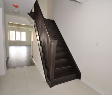 For Lease - 305 Gooding Crescent, Milton, Ontario - Photo 5