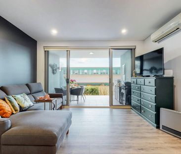 Beautifully Updated Home with Private Garden Escape! - Photo 6