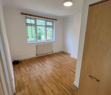 Studio Flat, Balnacraig Avenue, NW10 - Photo 5