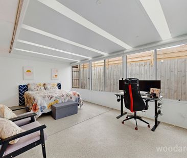 A Niddrie Gem Offering Space and Style - Photo 6