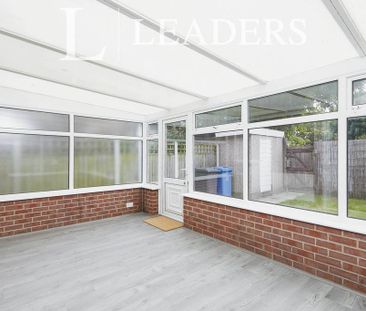 3 bedroom terraced house to rent - Photo 2