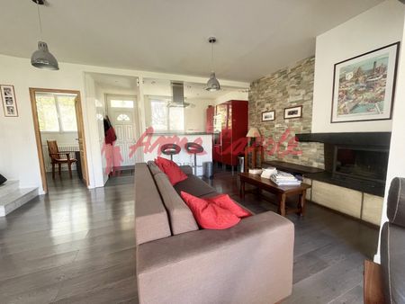 MAISON FAMILIALE AVEC JARDIN – SECTEUR CALME ET RECHERCHÉ ! - Photo 5