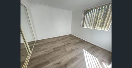 Newly Renovated Townhouse in Sought After Location!! - Photo 5