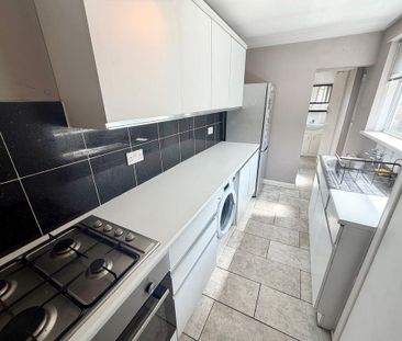 2 bedroom terraced bungalow to rent - Photo 3