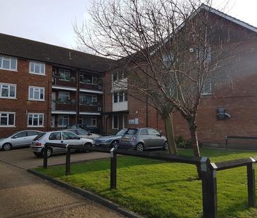 2 bedroom flat to rent - Photo 6