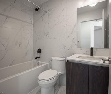 For Lease - 405 DUNDAS Street Unit# 728, Oakville, Ontario - Photo 3